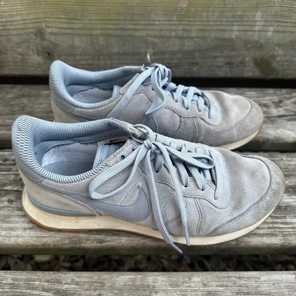 Nike Internationalist Women Glacier Grey Blue Suede Sneakers 872922-003 Size 8.5